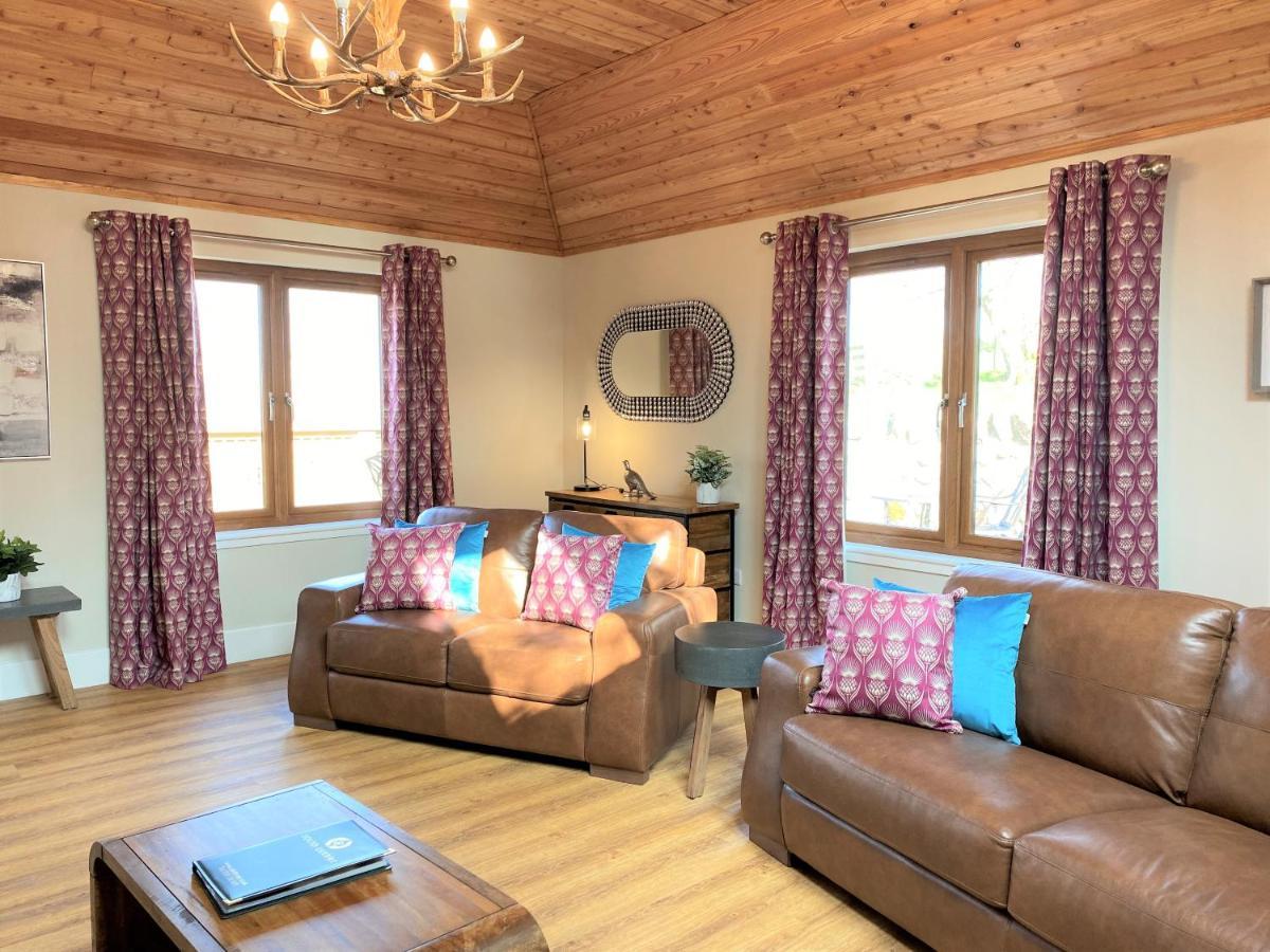 Partridge Lodge With Hot Tub Forgandenny Esterno foto